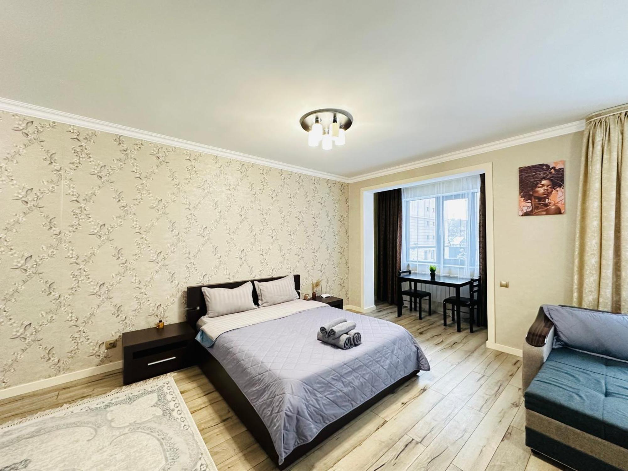 Vostochnyi Park Apartament In The Center Of Almaty公寓 外观 照片